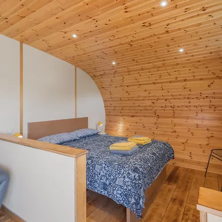 Wandales Luxury Pod With Hot Tub At Fell View Park Kirkby Lonsdale Appartement Casterton