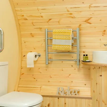 Apartment Wandales Luxury Pod With Hot Tub At Fell View Park Kirkby Lonsdale