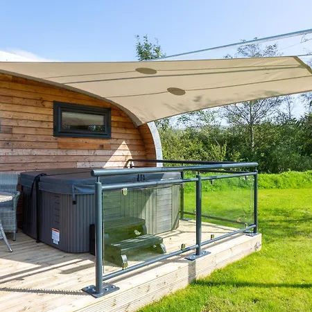 Apartment Wandales Luxury Pod With Hot Tub At Fell View Park Kirkby Lonsdale *