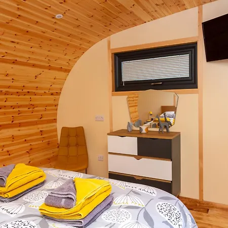 Wandales Luxury Pod With Hot Tub At Fell View Park Kirkby Lonsdale *