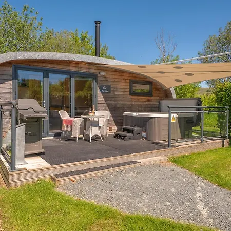 Wandales Luxury Pod With Hot Tub At Fell View Park Kirkby Lonsdale *