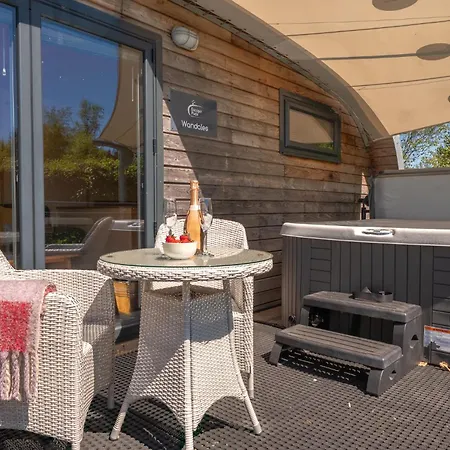 Wandales Luxury Pod With Hot Tub At Fell View Park Kirkby Lonsdale Apartman Casterton