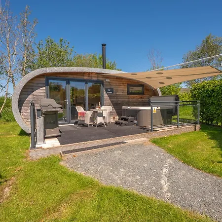 Wandales Luxury Pod With Hot Tub At Fell View Park Kirkby Lonsdale Casterton