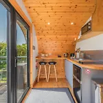 Wandales Luxury Pod With Hot Tub At Fell View Park Kirkby Lonsdale